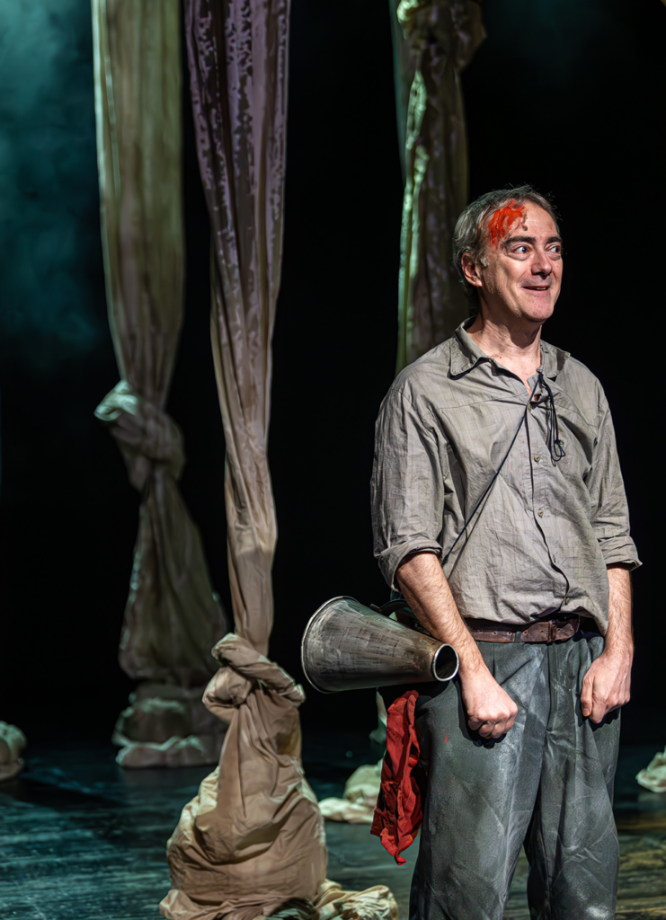 LO QUE SUEÑA UN PERRO